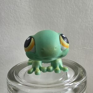 Littlest Pet Shop Gecko Yellow Orange Eyes #441 Authentic LPS